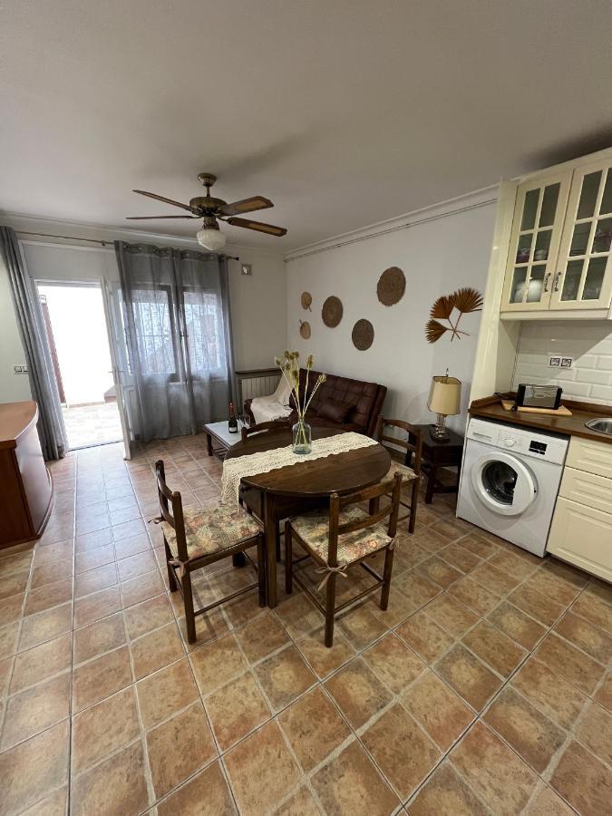 Апартаменты Apartamento Masferrer Ля Эскала Экстерьер фото